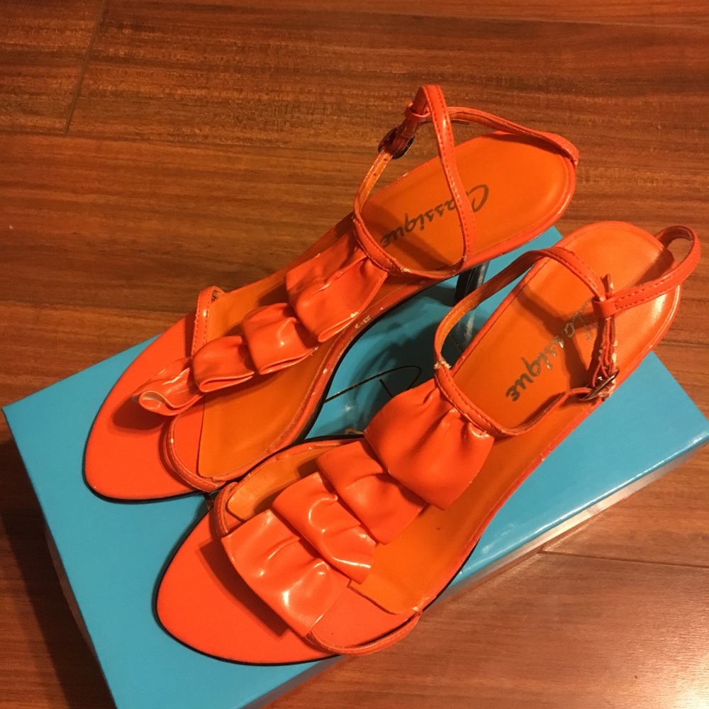 Ankle strap shoe